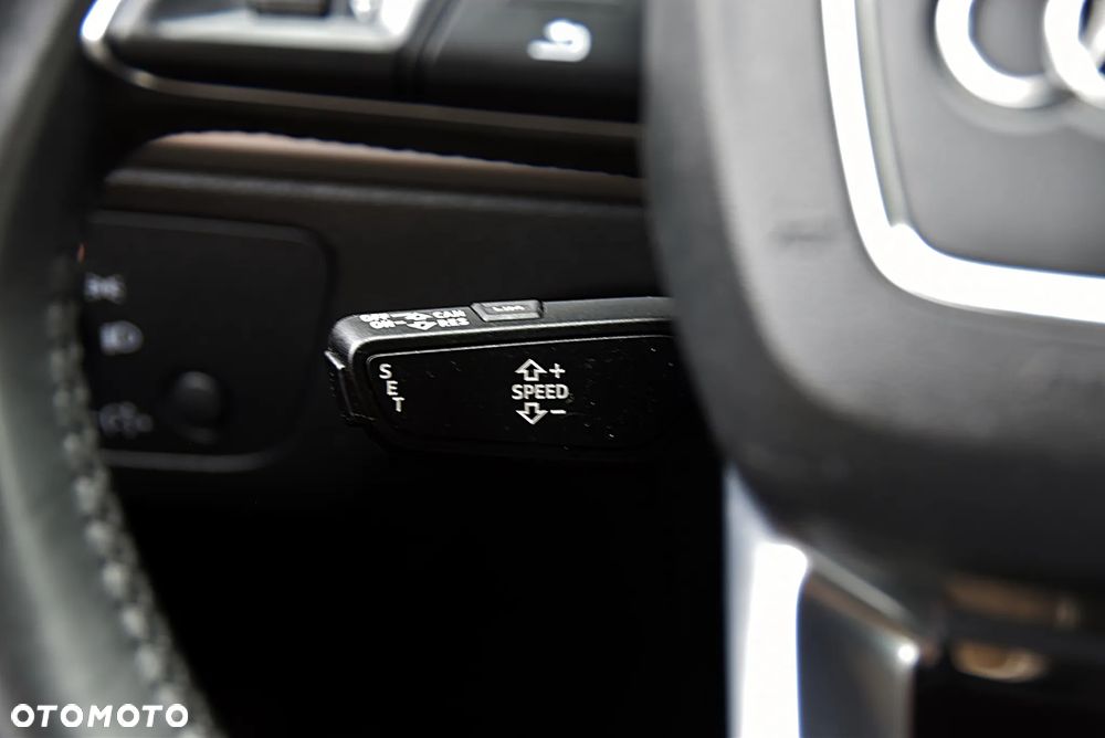 Audi Q5 35 TDI Quattro Sport S tronic - 36