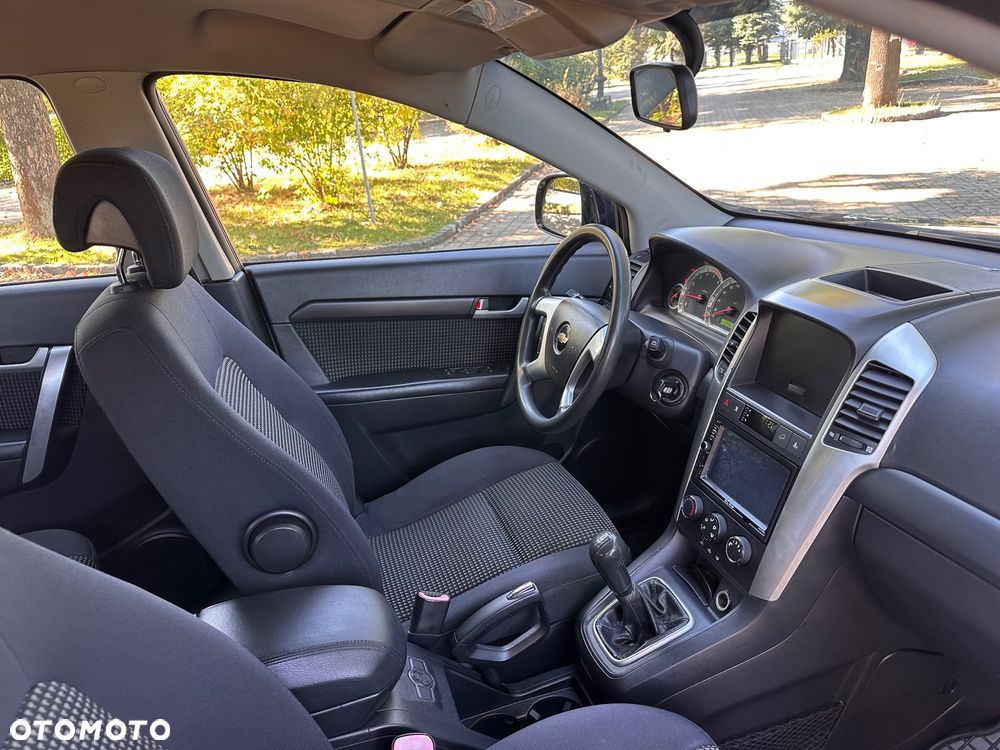 Chevrolet Captiva - 18