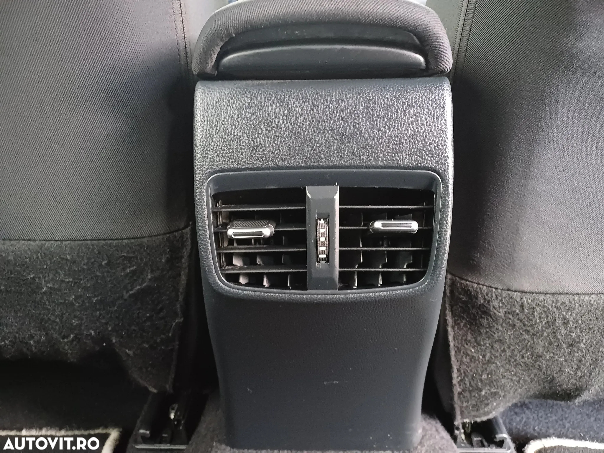 Toyota Corolla 1.8 HSD TS Dynamic - 24