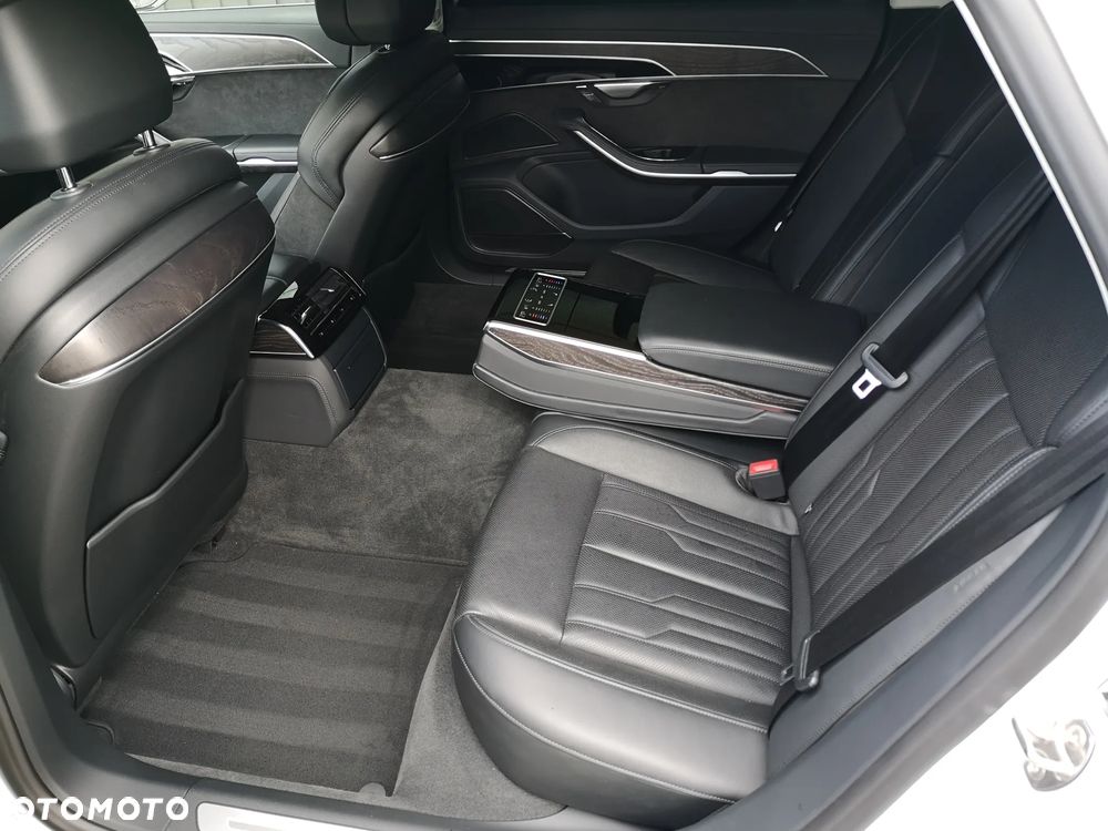 Audi A8 L 55 TFSI quattro tiptronic - 25