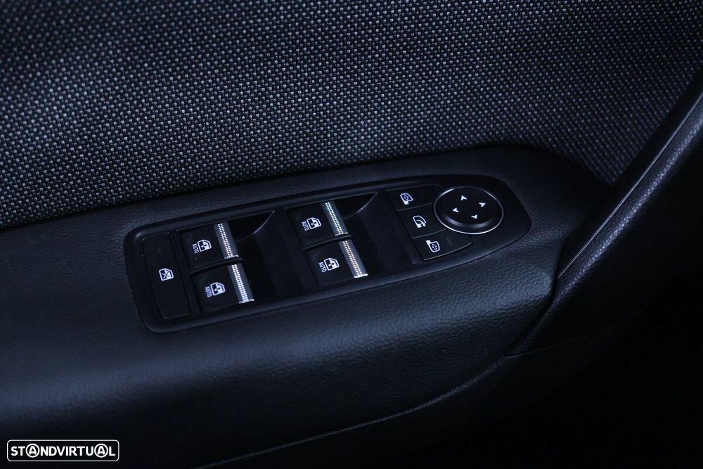 Renault Captur - 27