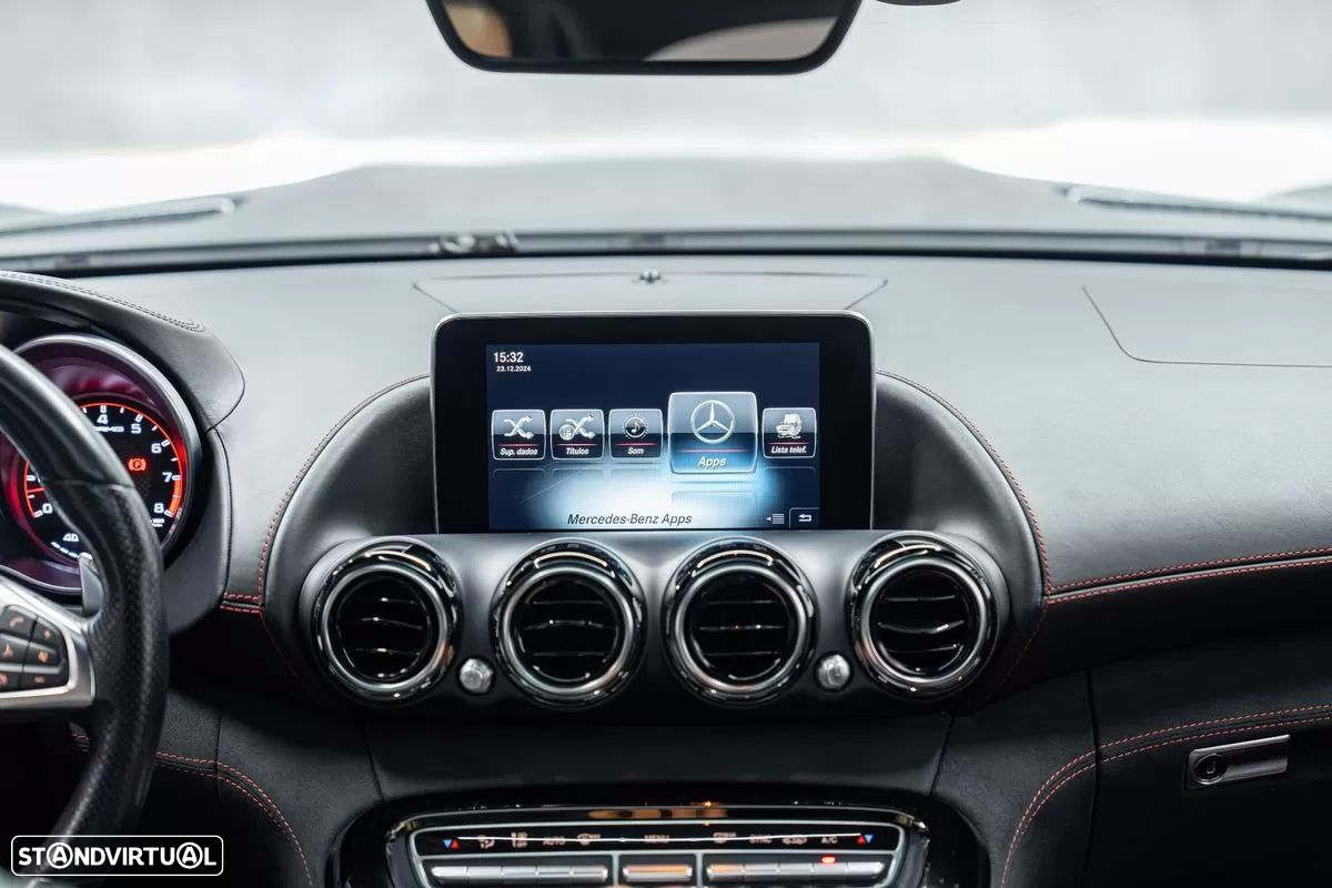 Mercedes-Benz AMG GT S - 45