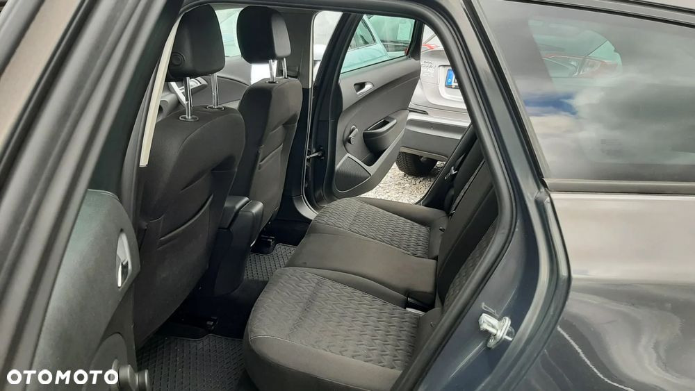 Opel Astra 1.4 Turbo - 12