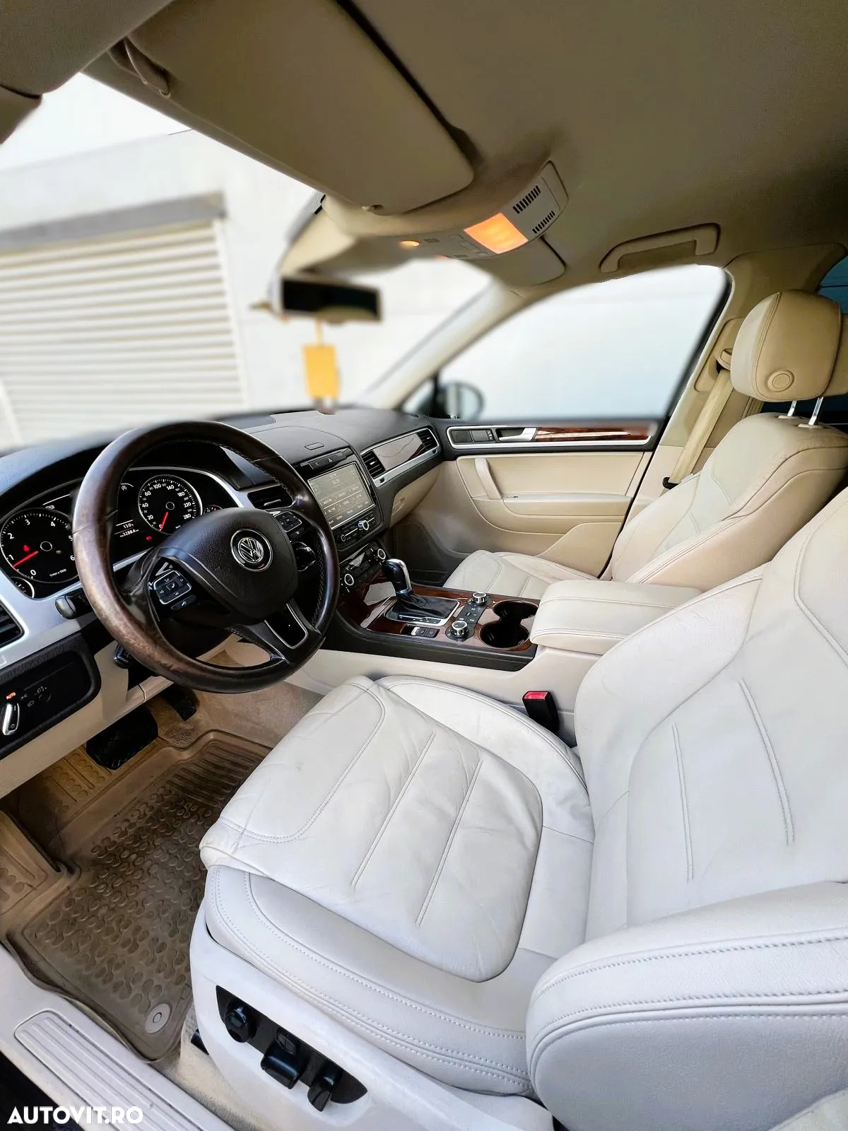 Volkswagen Touareg 3.0 V6 TDI BMT - 7