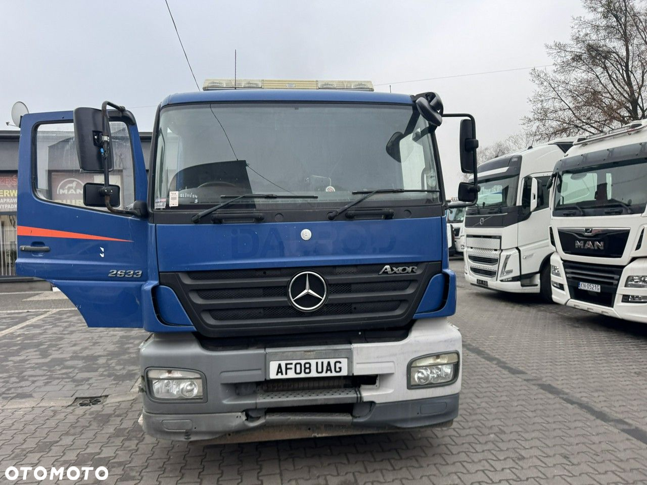 Mercedes-Benz AXOR - 4