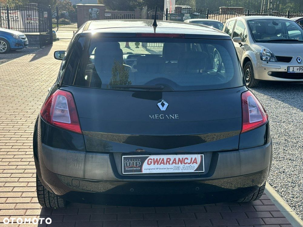 Renault Megane 2.0 Dynamique - 7