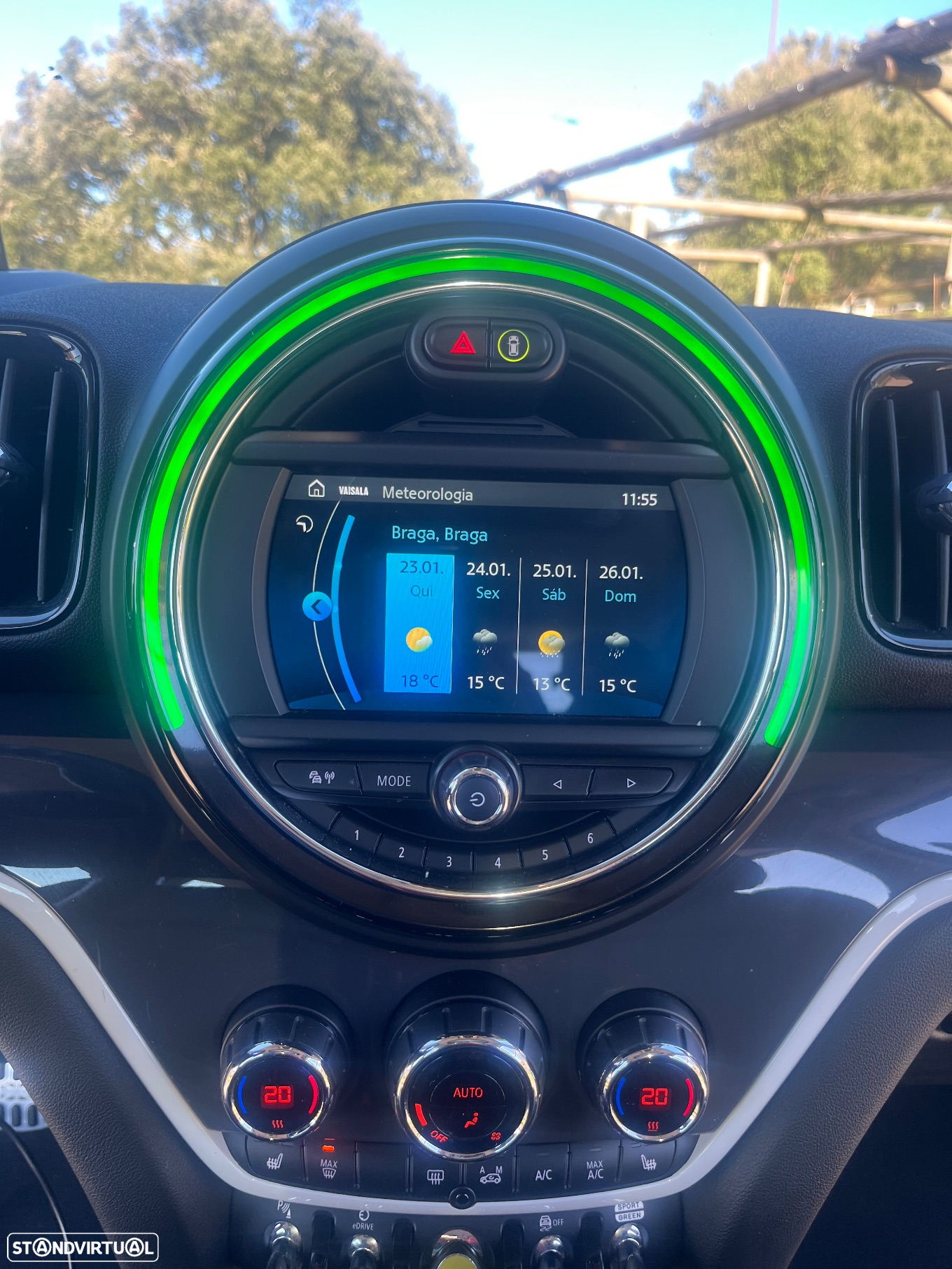 MINI Countryman Cooper SE ALL4 Auto - 27