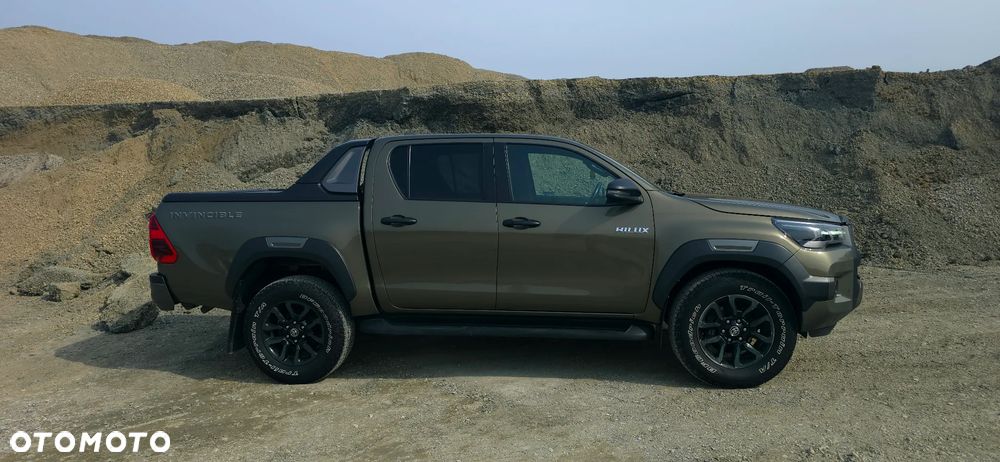 Toyota Hilux 2.8 D-4D Double Cab Invincible 4x4 - 3