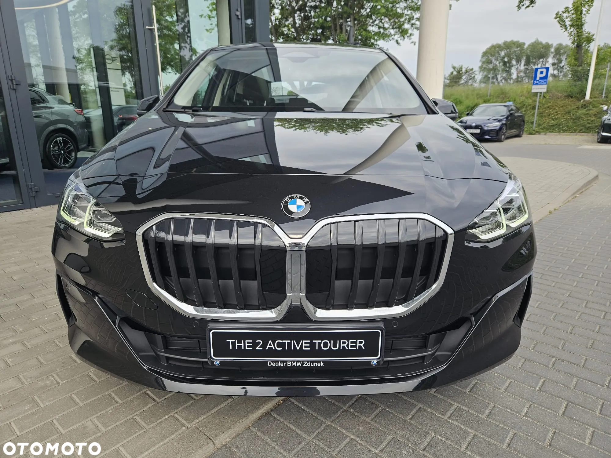BMW Seria 2 220i Active Tourer - 8