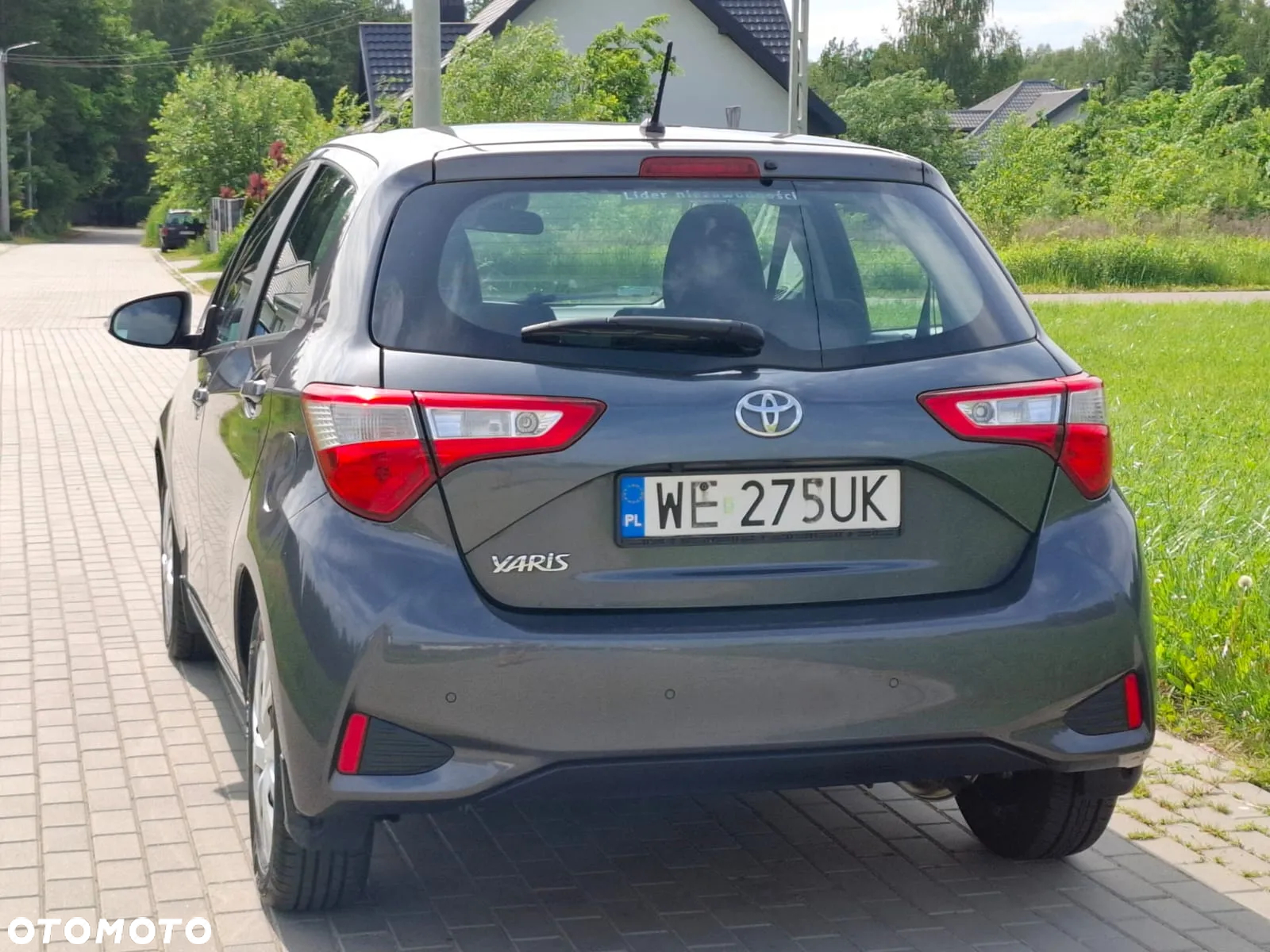 Toyota Yaris 1.0 Premium - 20