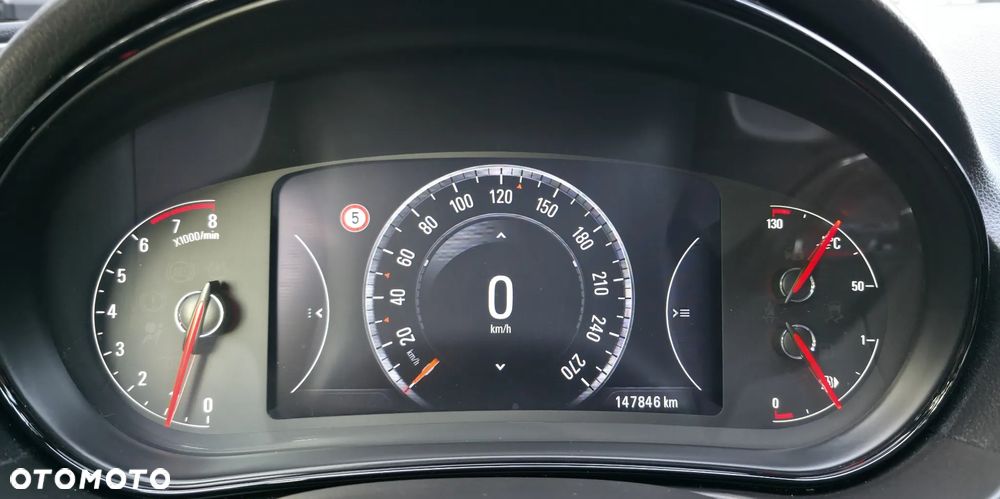 Opel Insignia 1.6 T Cosmo S&S - 24