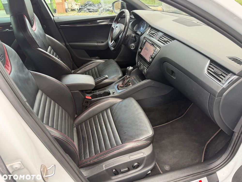 Skoda Octavia 2.0 TDI 4x4 RS Challenge DSG - 24
