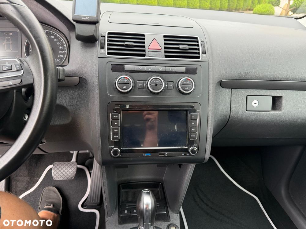 Volkswagen Touran 2.0 TDI DPF BlueMotion Technology DSG Life - 7