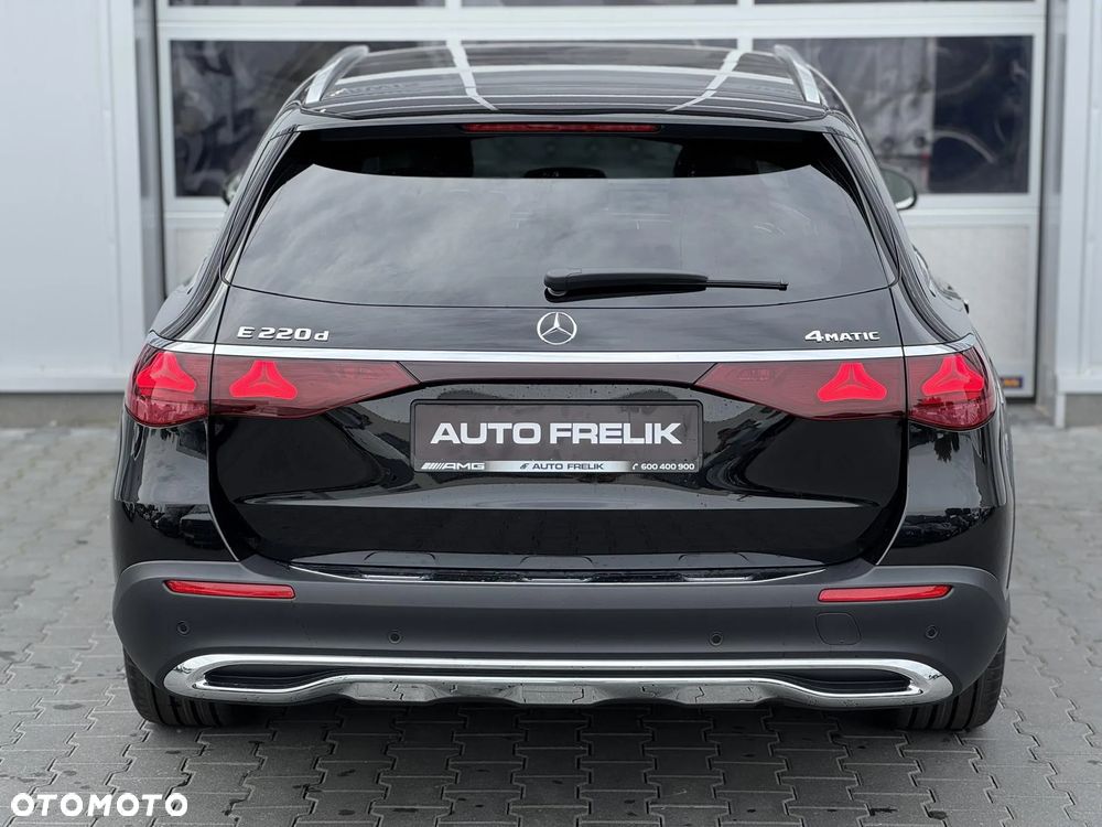 Mercedes-Benz Klasa E 220 d 4Matic 9G-TRONIC - 10