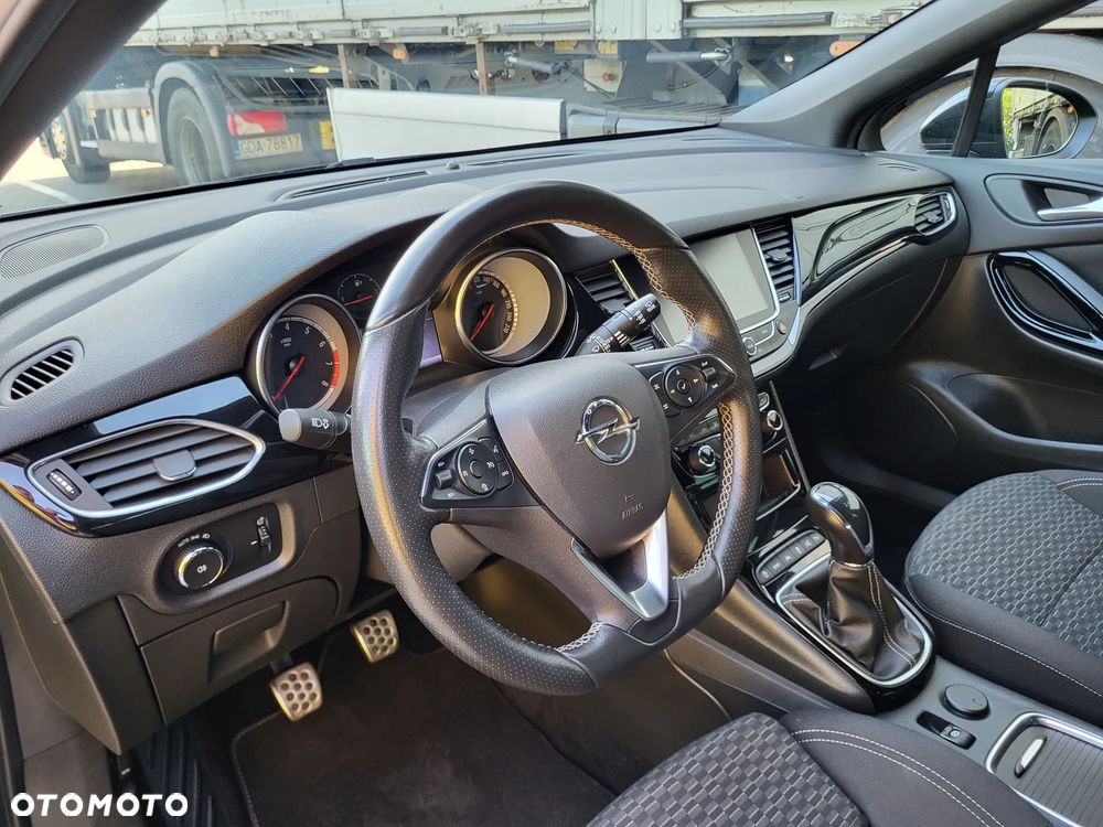 Opel Astra 1.4 Turbo Innovation - 15