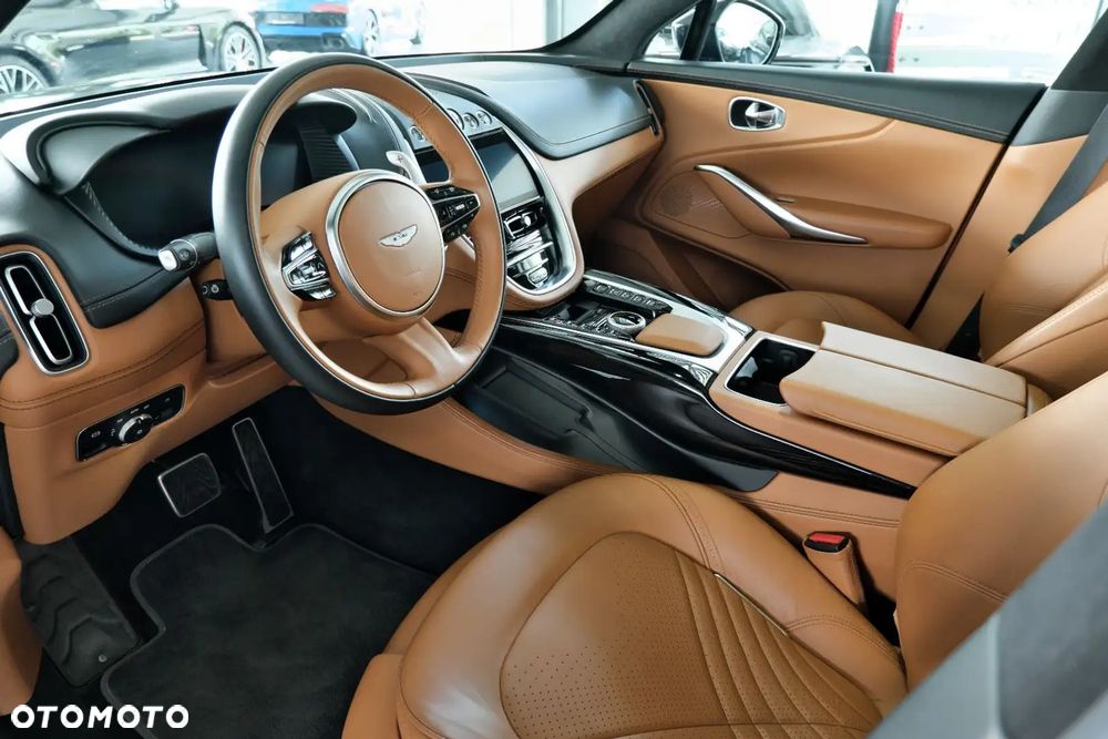 Aston Martin DBX Standard - 10