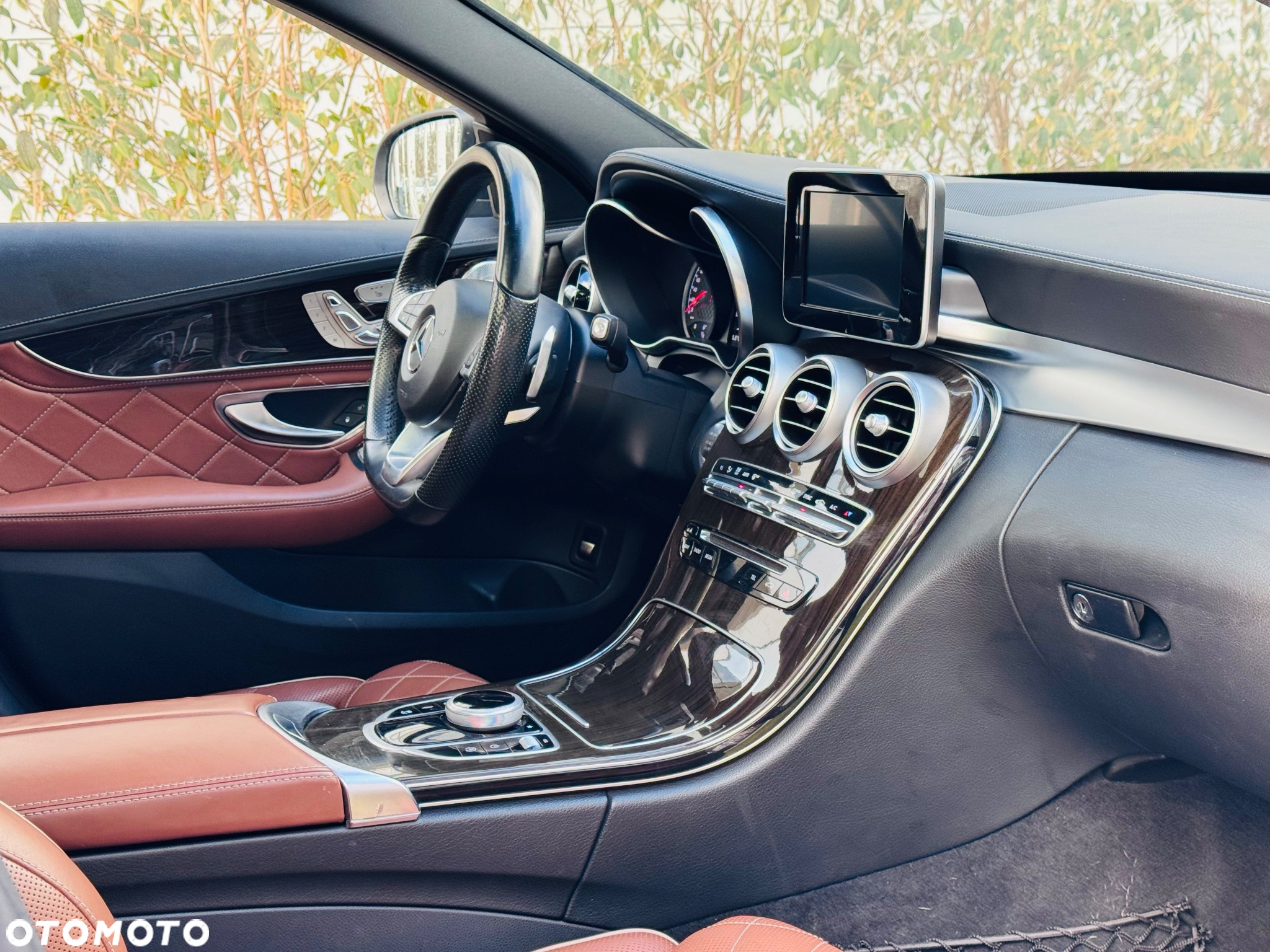 Mercedes-Benz Klasa C AMG 43 4-Matic - 31