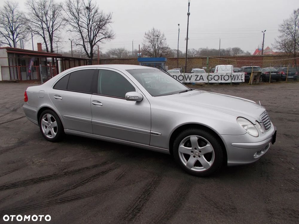 Mercedes-Benz Klasa E - 2