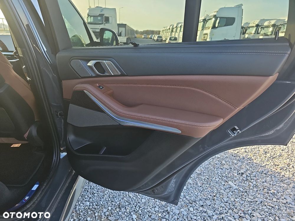 BMW X5 xDrive40i mHEV M Sport sport - 23