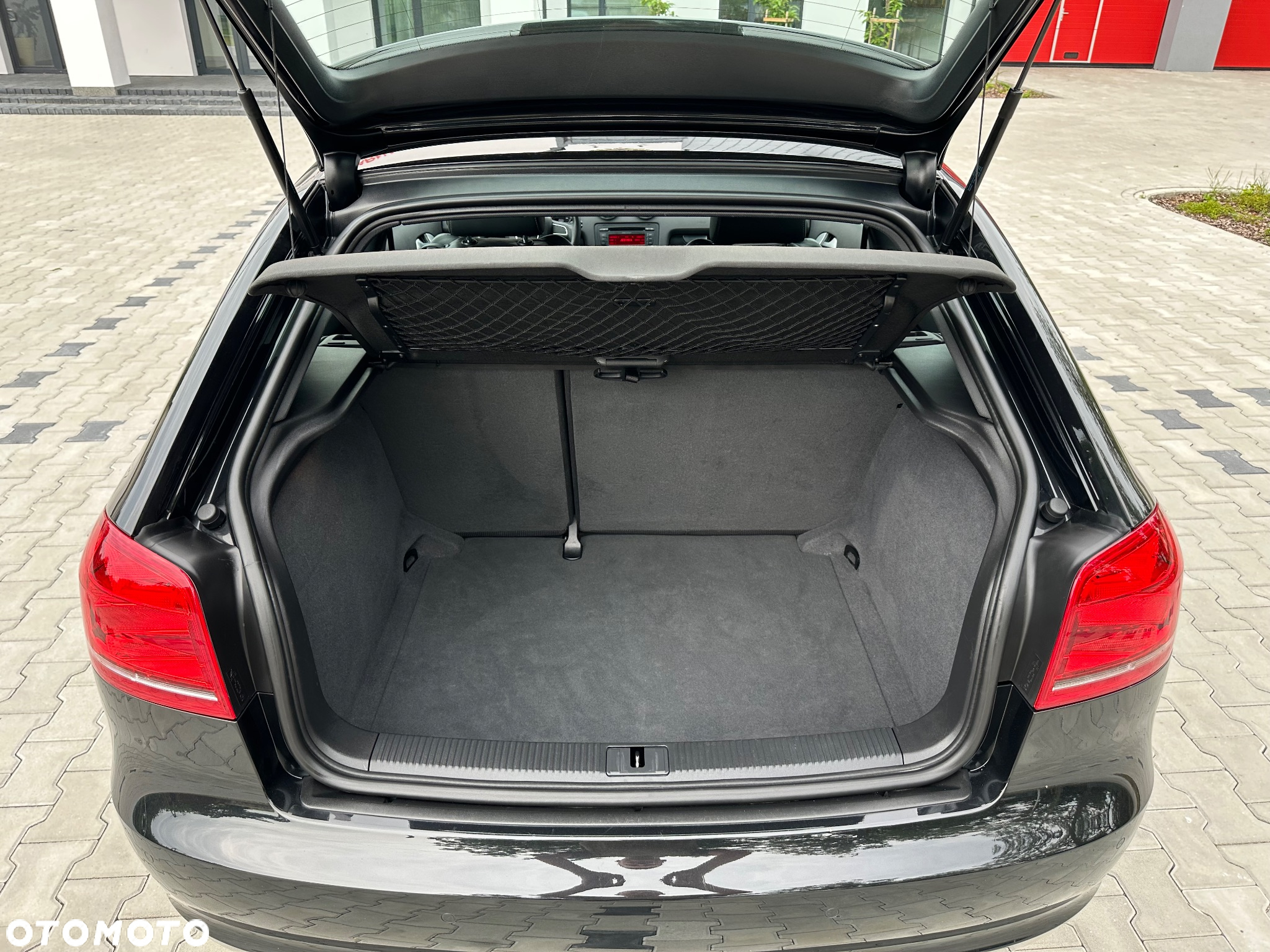 Audi A3 2.0 TFSI (DSG) S tronic S Line Sportpaket plus - 23