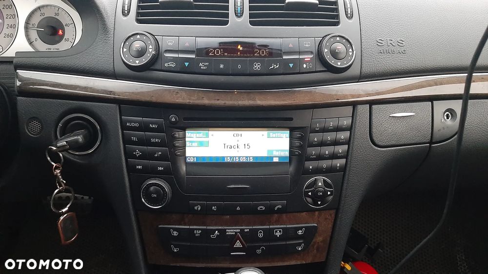 Mercedes-Benz Klasa E - 12