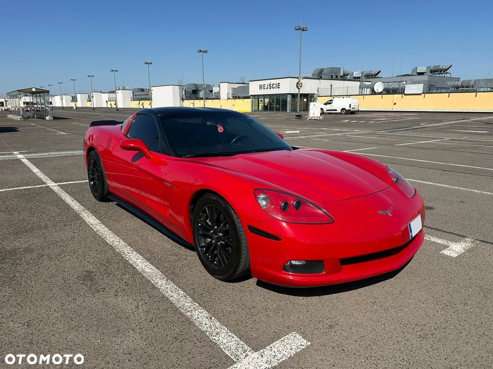 Chevrolet Corvette - 4