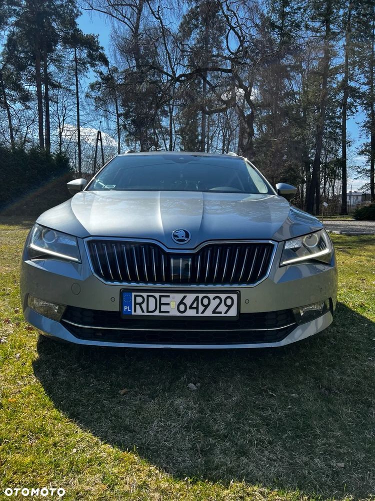 Skoda Superb 2.0 TDI DSG Ambition - 3