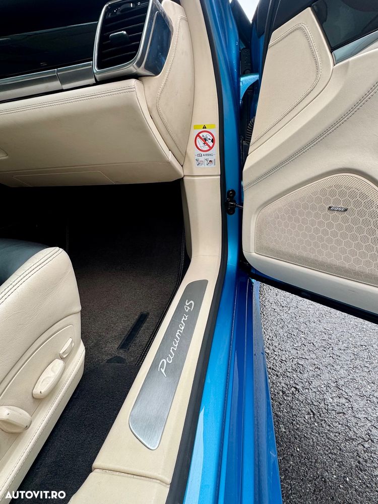 Porsche Panamera 3.0 PDK 4S Executive - 33