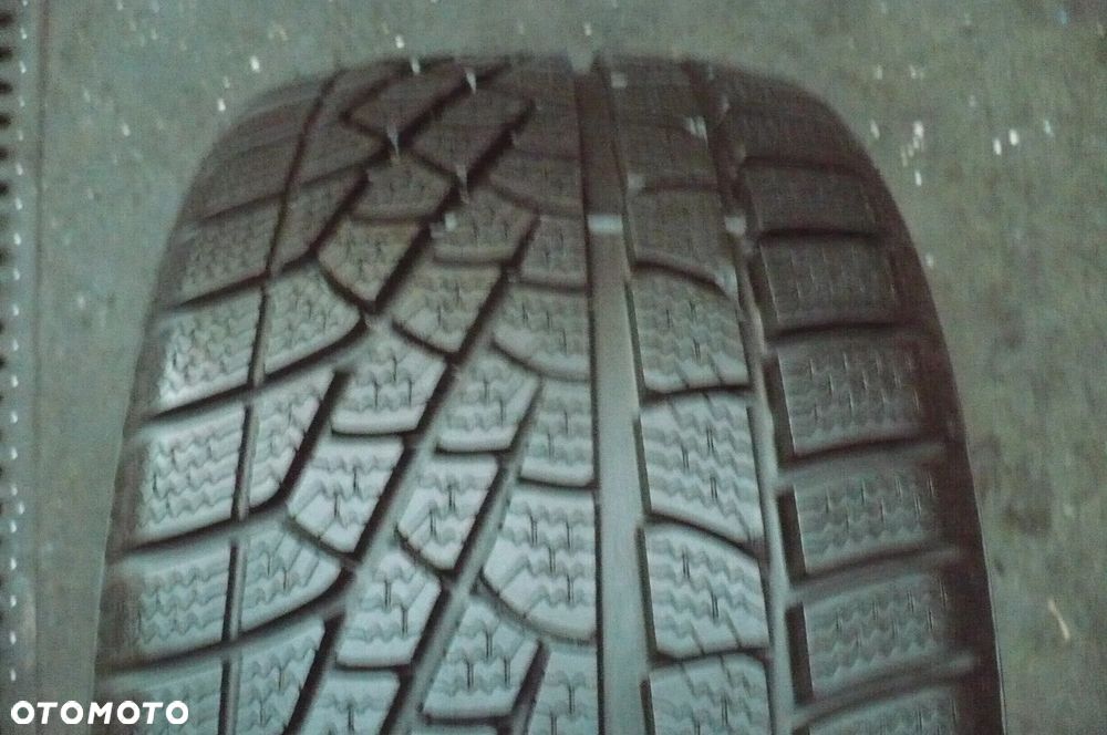 PIRELLI Sottozero 245/35R18 7,7mm 2023 - 1