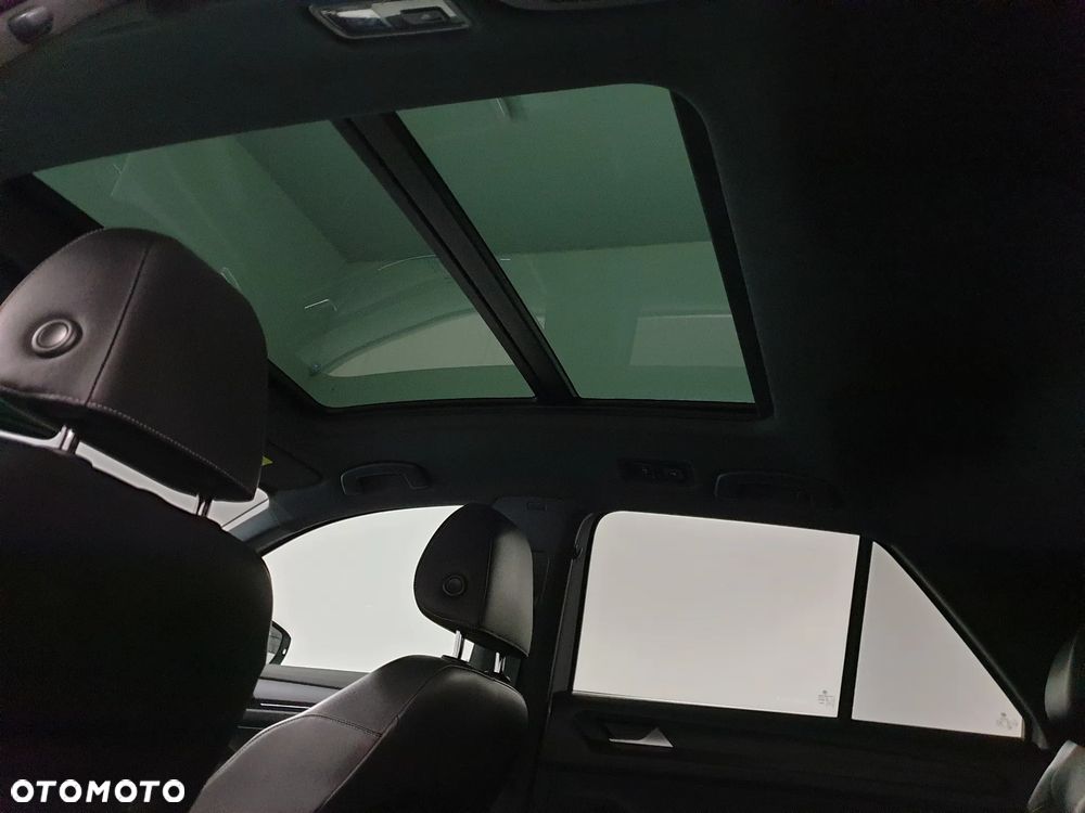Volkswagen T-Roc 2.0 TDI SCR DSG R-Line - 29