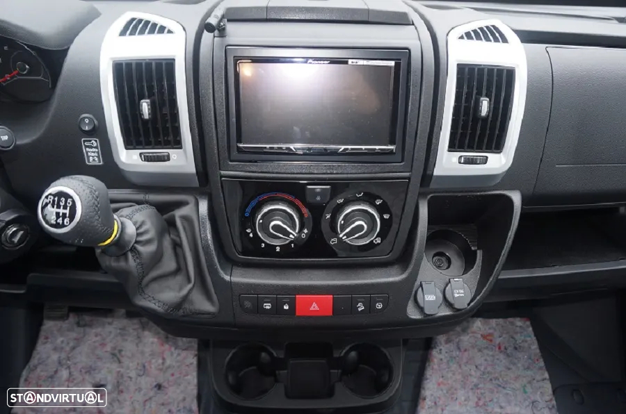 Burstner Ixeo 735 Edição Limitada 30 anos - 13