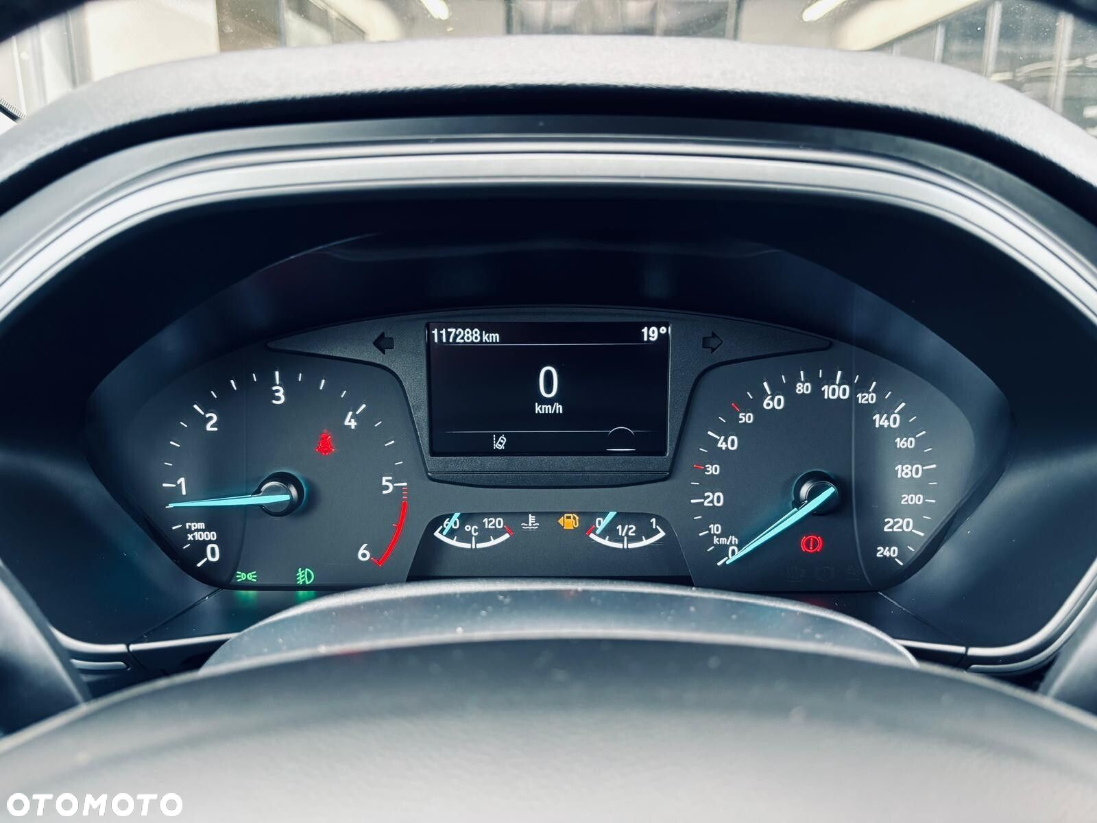 Ford Focus - 22