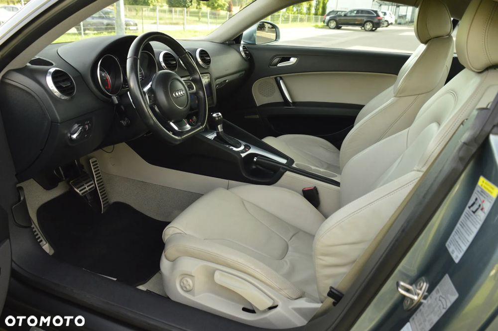 Audi TT Coupé 2.0 TFSI quattro S tronic - 24