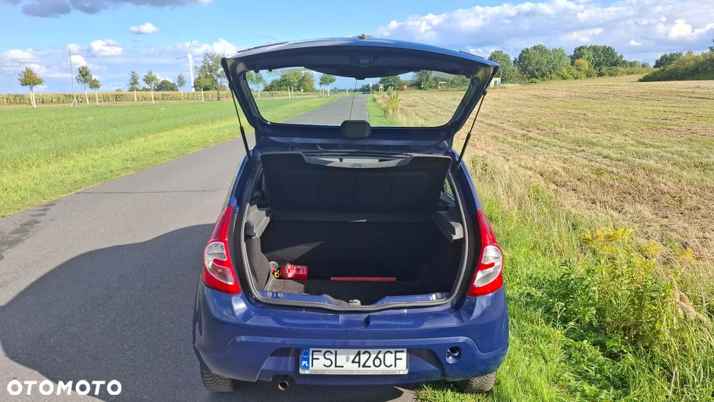 Dacia Sandero 1.2 16V Ambiance - 11