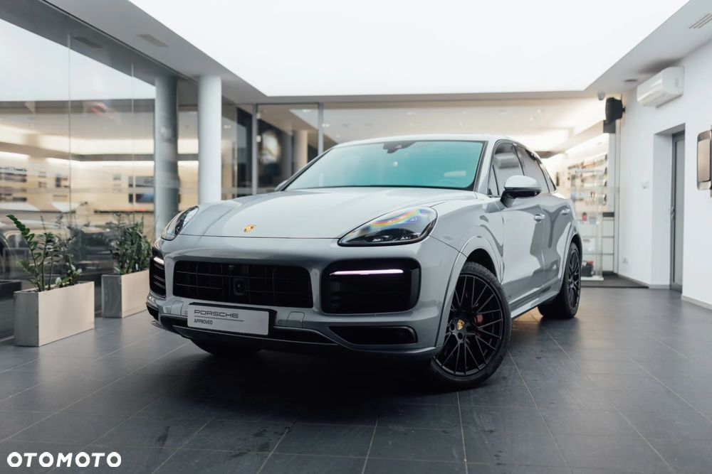 Porsche Cayenne - 6