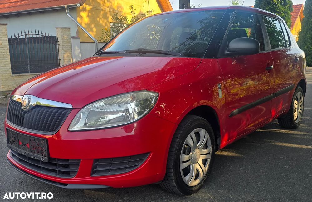 Skoda Fabia 1.2 HTP Style - 1