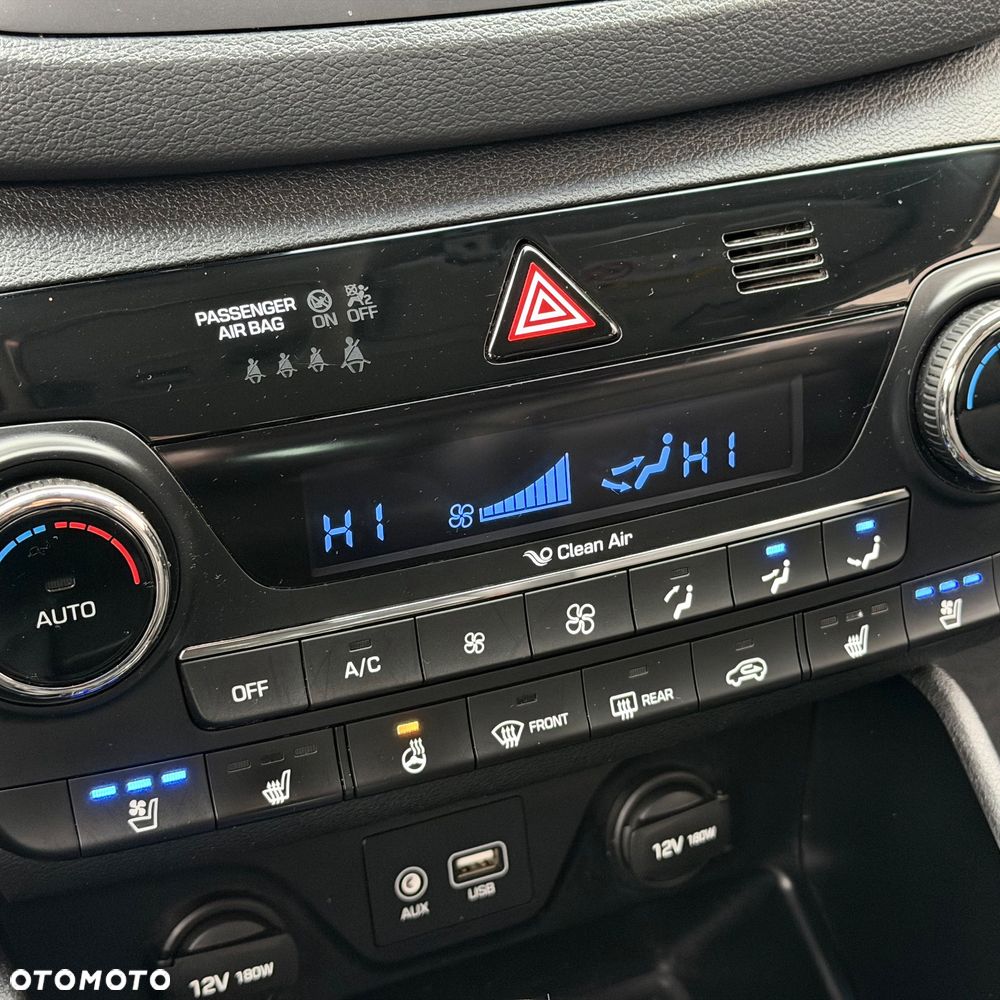 Hyundai Tucson 2.0 CRDI 4WD Automatik Premium - 35