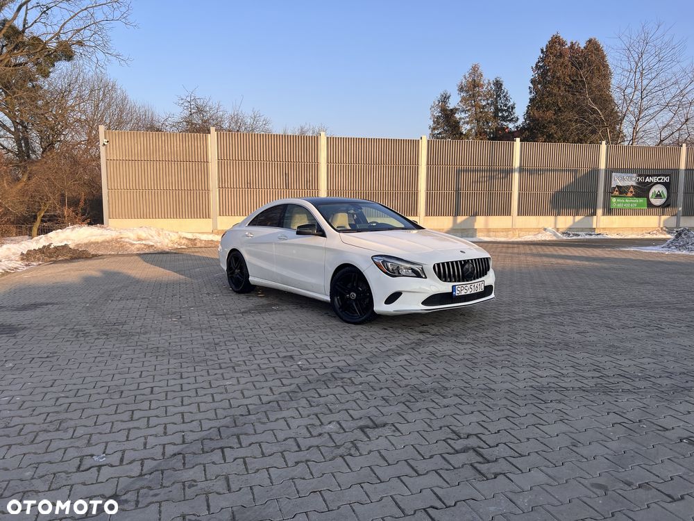 Mercedes-Benz CLA - 1