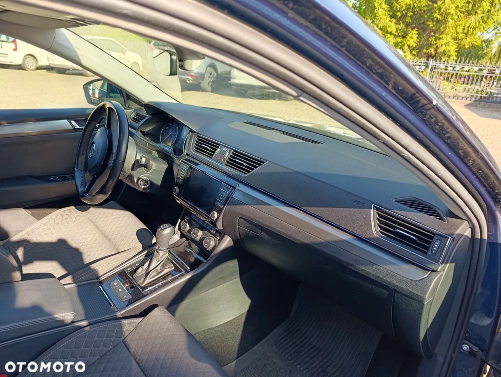 Skoda Superb 2.0 TSI 4x4 Style DSG - 6