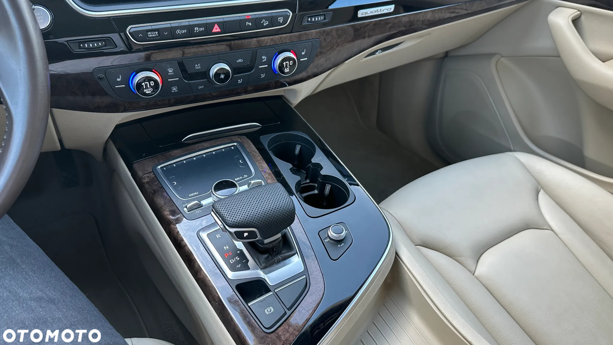 Audi Q7 - 25