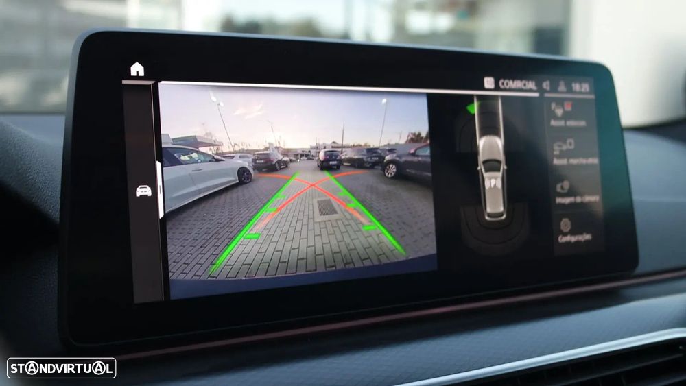 BMW 520 d Pack Desportivo M Auto - 11