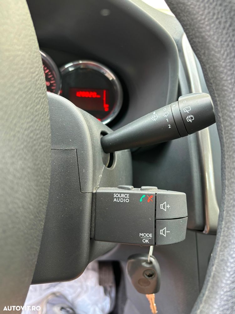 Dacia Sandero 0.9 Stepway - 16