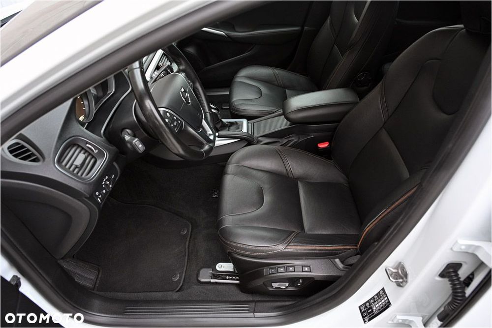 Volvo V40 Cross Country D3 Geartronic - 16