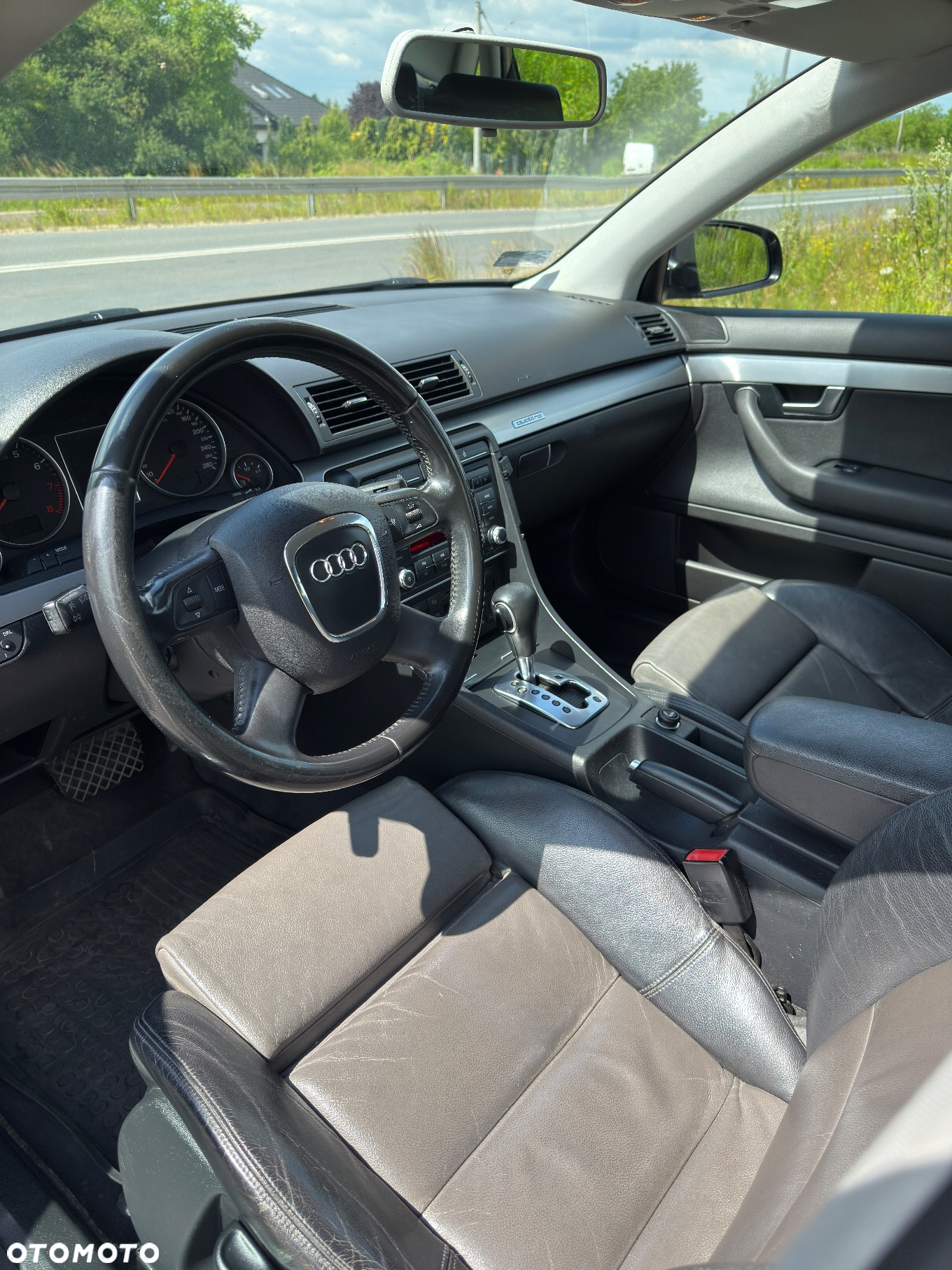Audi A4 2.0 T FSI quattro tiptronic - 12