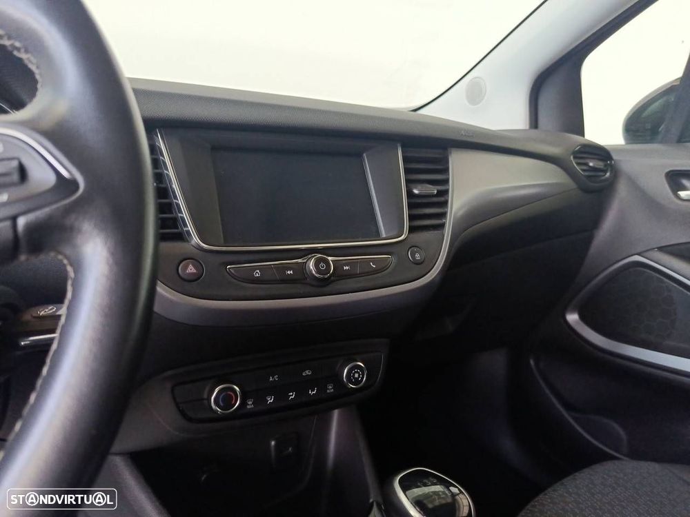 Opel Crossland X - 22