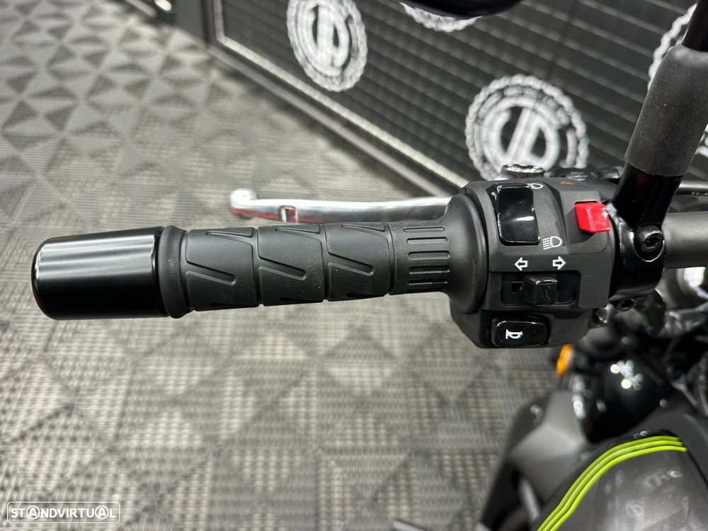 Kawasaki Vulcan S SE 2026 - 10