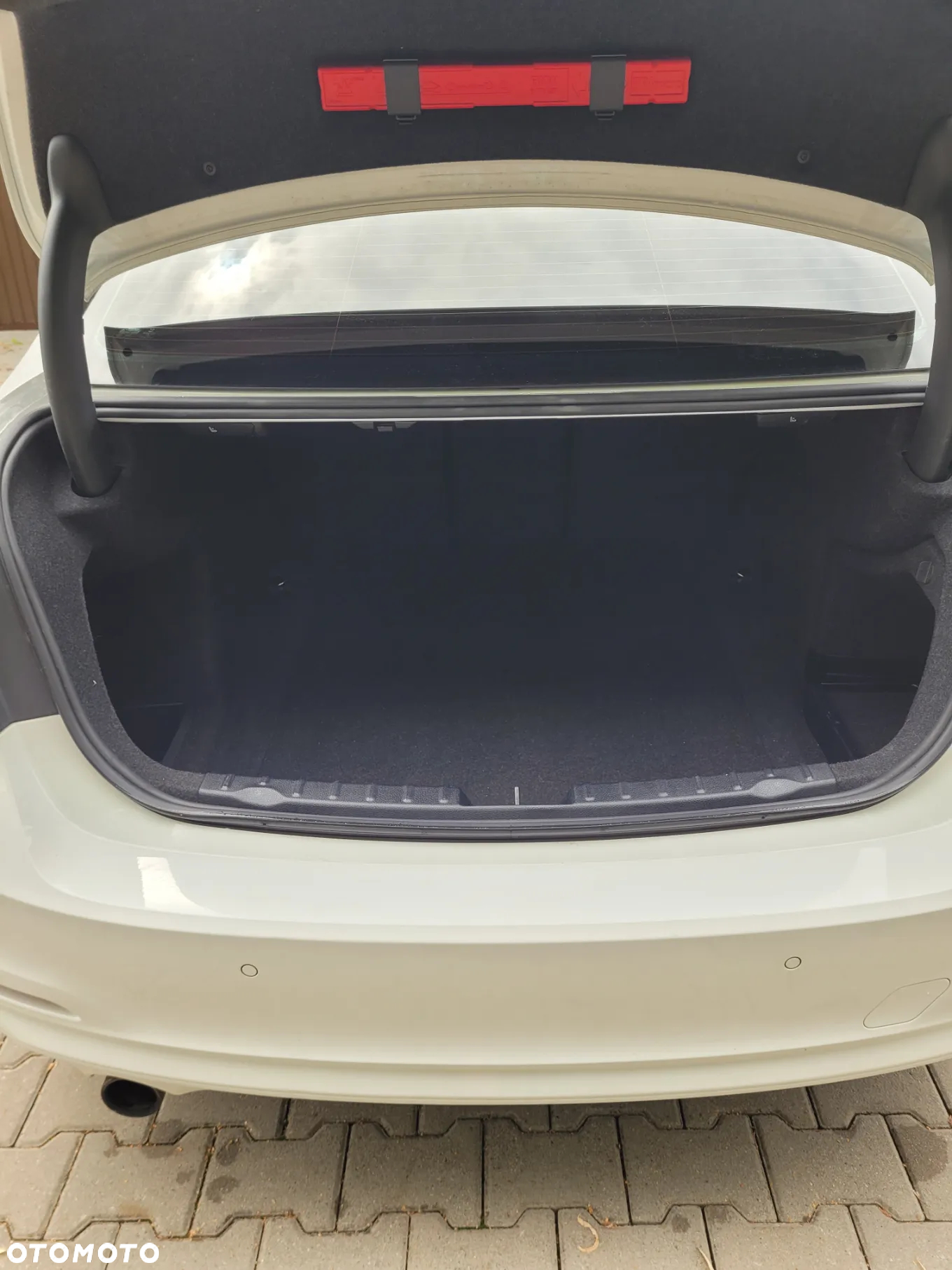 BMW Seria 3 318i - 29