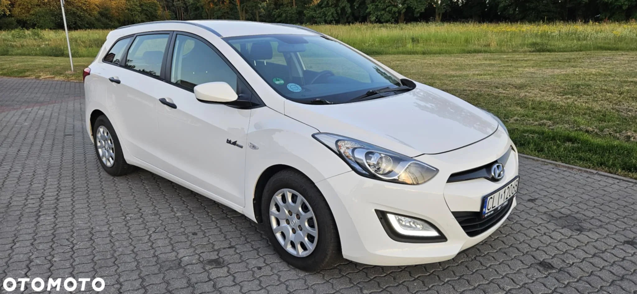 Hyundai i30 1.6 CRDi BlueDrive Go - 16