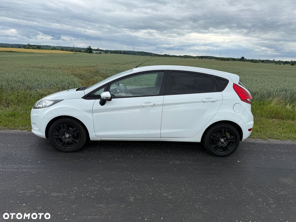Ford Fiesta 1.25 SYNC Edition - 1