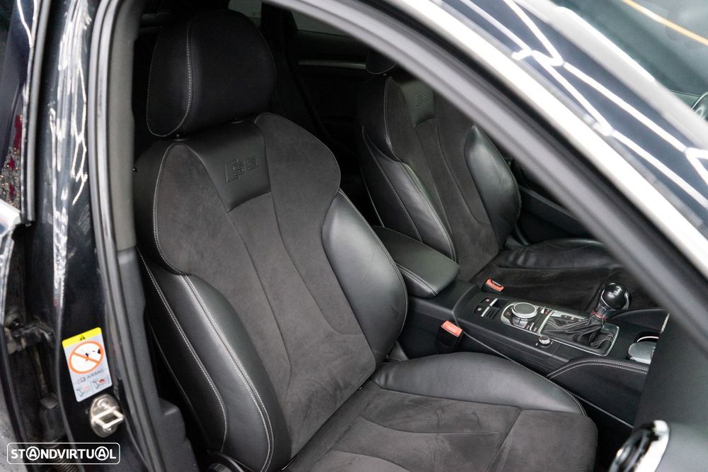 Audi S3 Sportback 2.0 TFSi quattro S tronic - 47